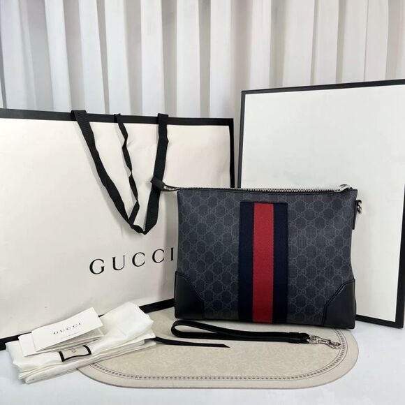 Gucci Women Pre-Loved Bag Very Good Condition - Picture 2 of 3